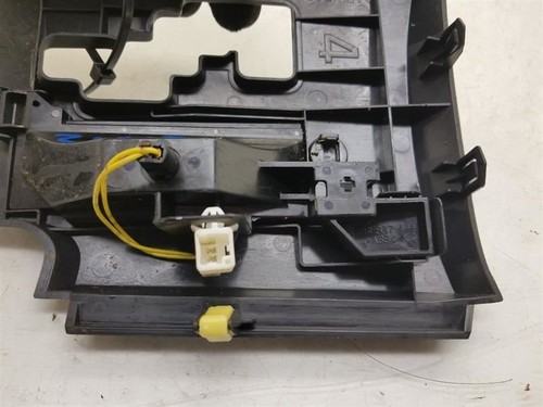 2011 TOYOTA RAV4 CENTER MOUNTED SHIFTER BEZEL - Picture 11 of 12