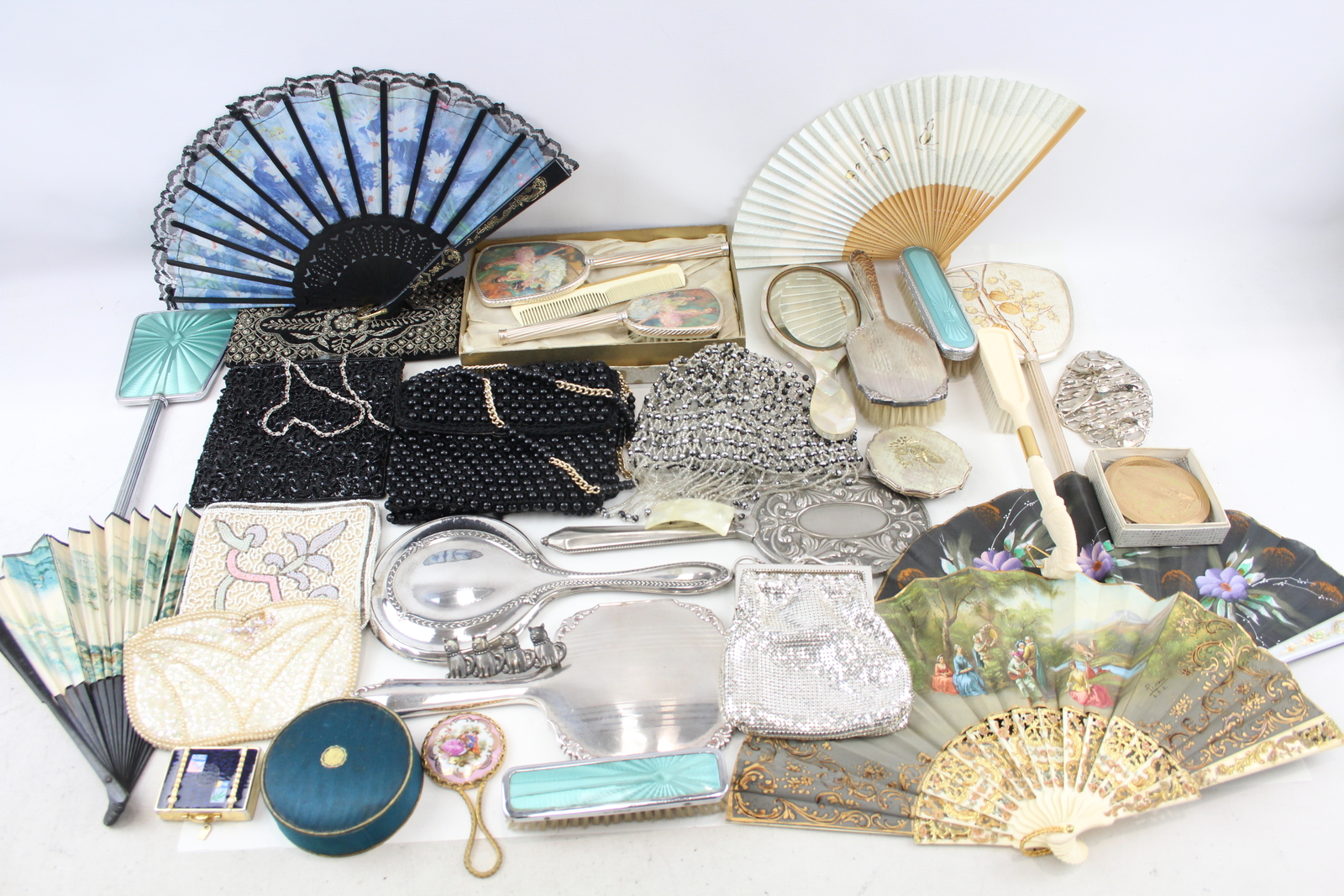 Womens Vanity Collectables Inc Brushes, Mirrors, Handbags Job Lot eBay