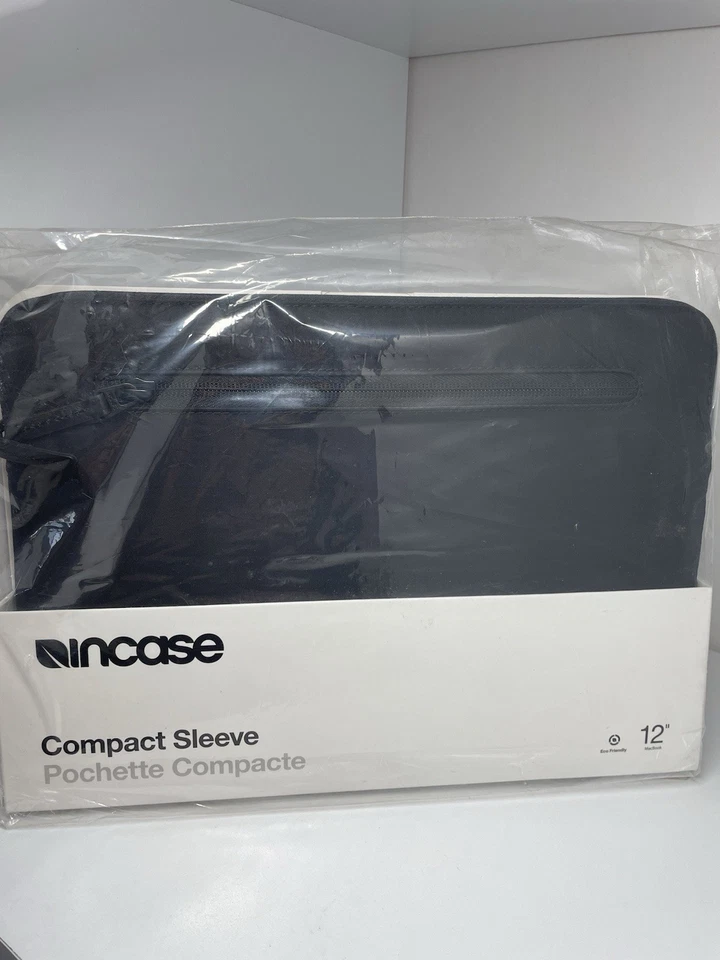 Incase Compact Laptop Black Sleeve with Nylon Cover for MacBook/iPad/Tablet 12" - Image 3 of 4