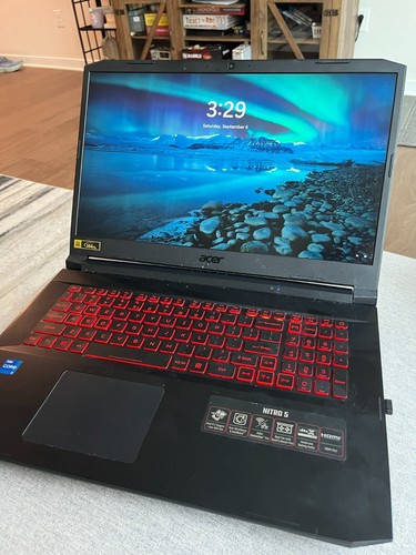 Acer Nitro 5 AN517-54 – 17,3" RTX 3070 – Comme Neuf – Upgrade RAM 32Go Possible