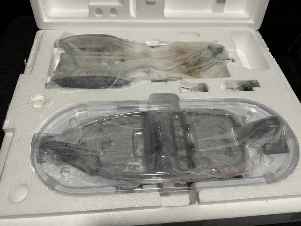 1:24 CASTAWAY NITRO DALE EARNHARDT #3 BASS PRO SHOPS 2003  BOAT AND TRAILER - Image 3 of 4