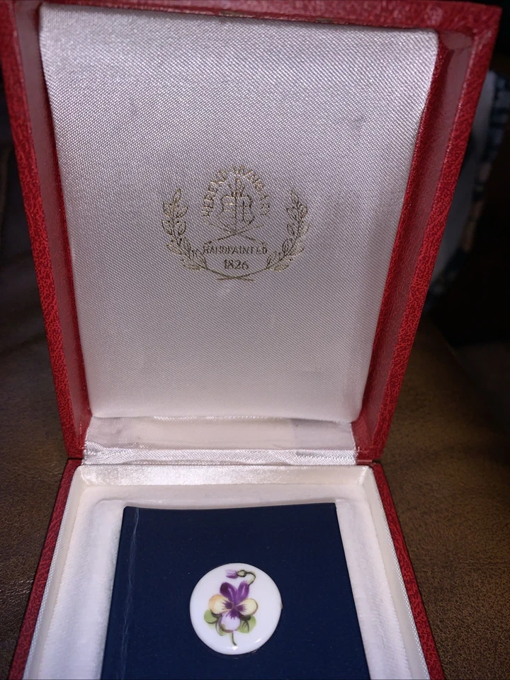 Herend Miniature Book In Box Herend 150th Centenary Edition By Dr Gyozo Sikota - Image 3 of 4