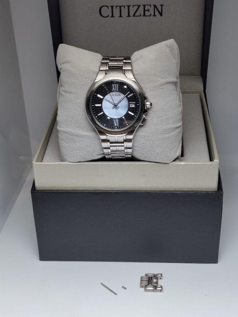 citizen エクシード チタン 黒蝶貝文字盤