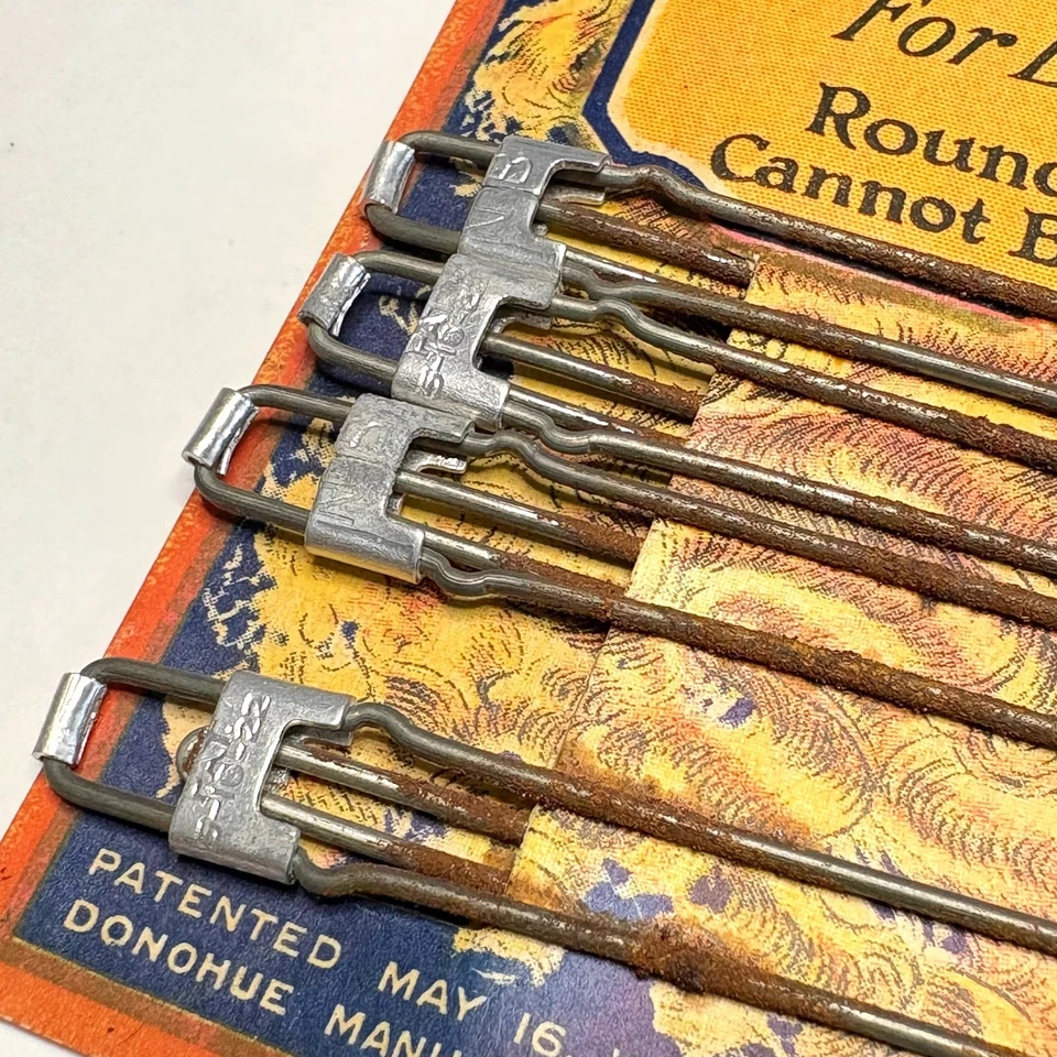 Antiguo/Vintage Juego de 4 Pinzas de Cabello con Aleta 1922 Nell Brinkley en Tarjeta  Foto 4 de 4