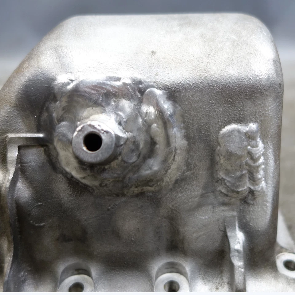 Dañado/Reparado 01-06 BMW E46 M3 S54 3,2 L 6 cilindros motor cárter de aceite aluminio OEM Foto 3 de 4