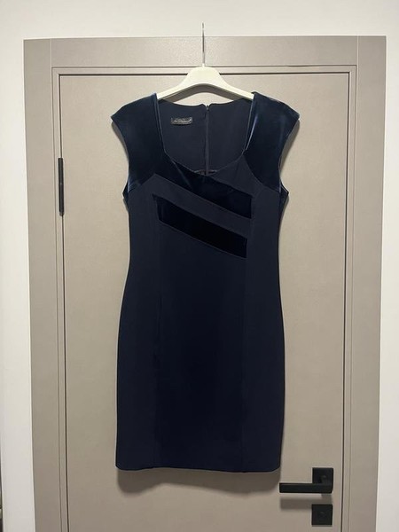 Women Nero Giardini Dress Navy Velvet 38 / M / 46