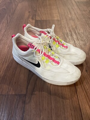 nyjah free summit white volt and pink shoes