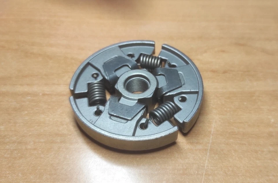 Frizione completa motosega Stihl MS170 MS180 MS210 MS230 MS250 Nuovo - Immagine 2 di 4