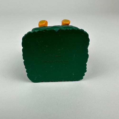 Vintage 1997 Waitin' on Santa Winnie the Pooh Piglet Hallmark Christmas Ornament - Picture 10 of 11