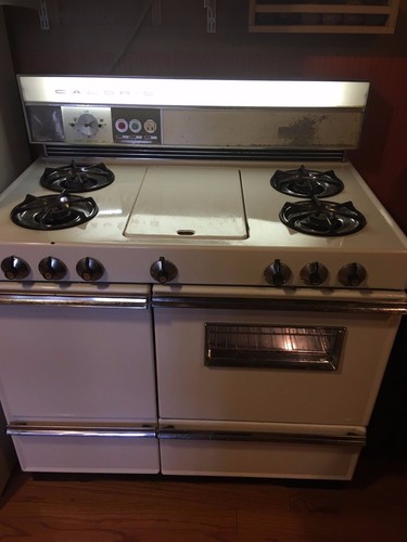 Vintage-Caloric-Gas-Stove-Oven-and-Broiler