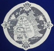 Quaker Lace 13.25" White Snowman Doily Table Accents Kitchen Livingroom
