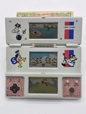 LUDOTRONIC Police Aux Trousses  vintage handheld electronic triscreen ga G2U