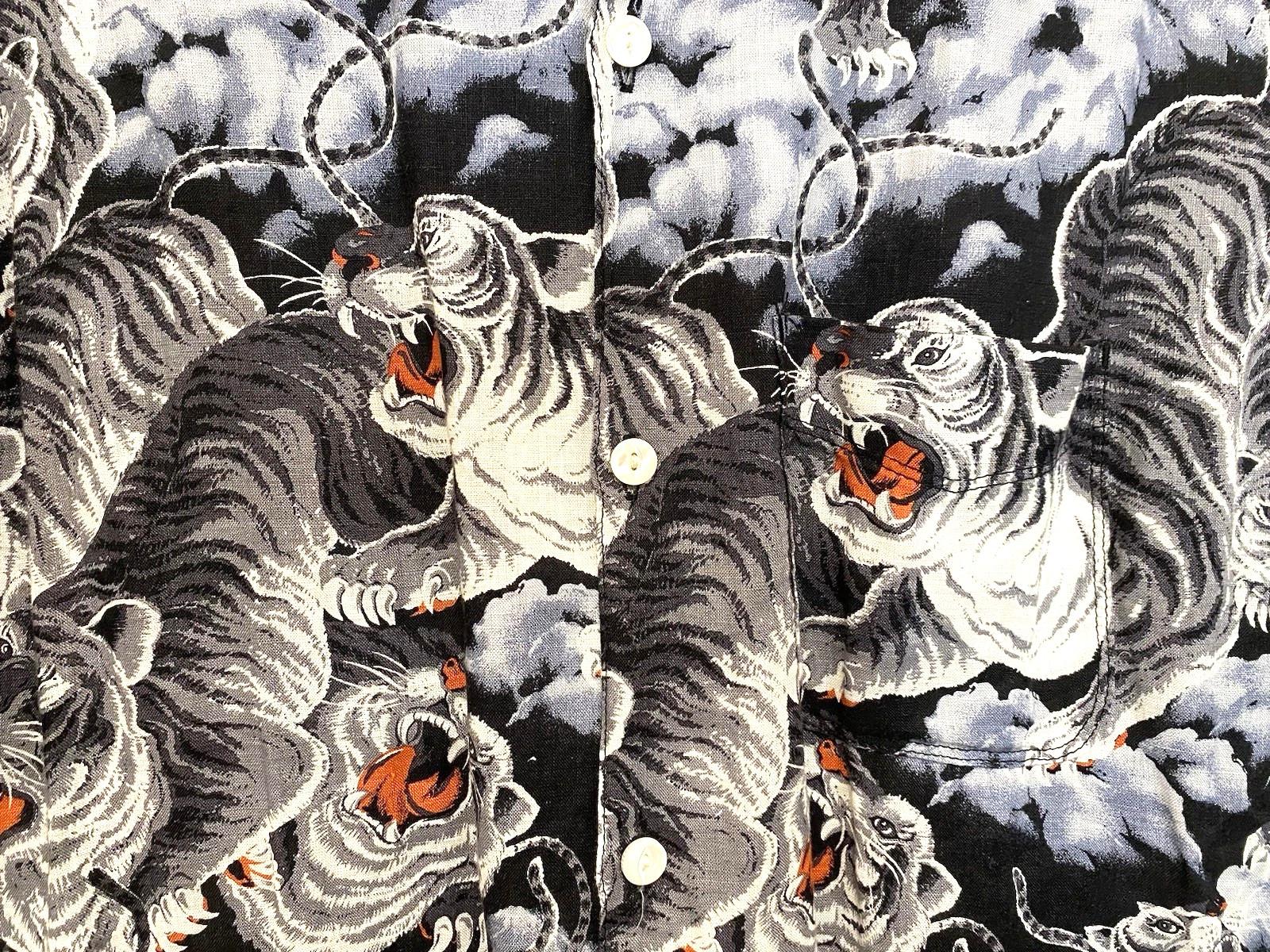 RARE Freenote Cloth Linen 100 Tiger One Hundred Tigers Hawaiian Aloha Shirt   XL image 3