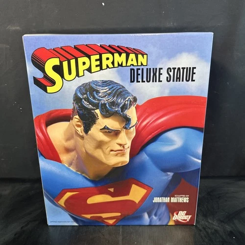 DC Direct Superman Deluxe 14" Statue with Motorized Base NEW 115/1500