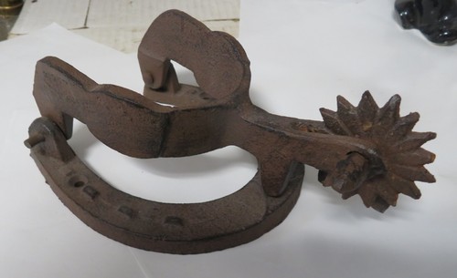 Vintage Cast Iron Equestrian SPUR & HORSESHOE DOOR KNOCKER, Wild West Decor - Picture 3 of 8