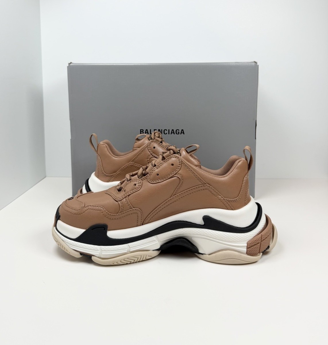 Size 40EU/7US- Balenciaga Triple S Sneaker Nude Beige🦂 NEW/RETAIL Size 40EU/7US- Balenciaga Triple S Sneaker Nude Beige🦂 NEW/RETAIL