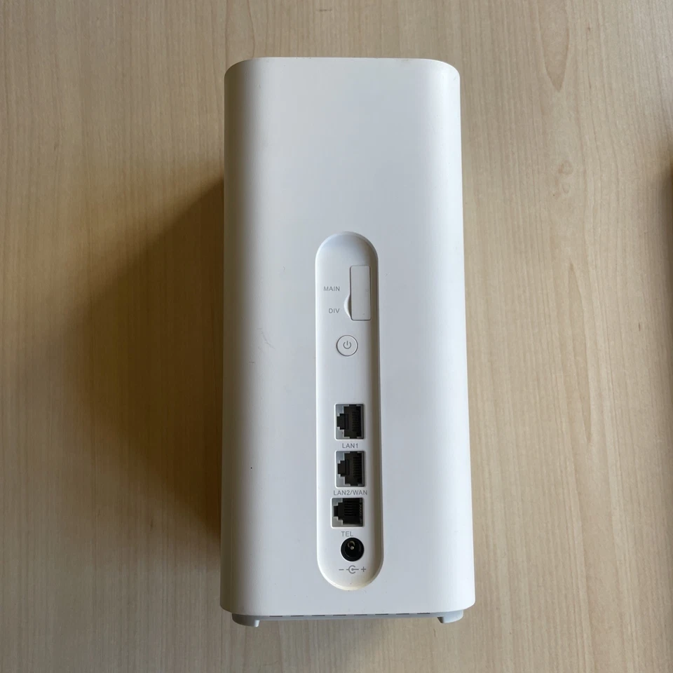 HUAWEI B818-263 Router 4G LTE 1,6 Gbps Sbloccato - Immagine 2 di 3