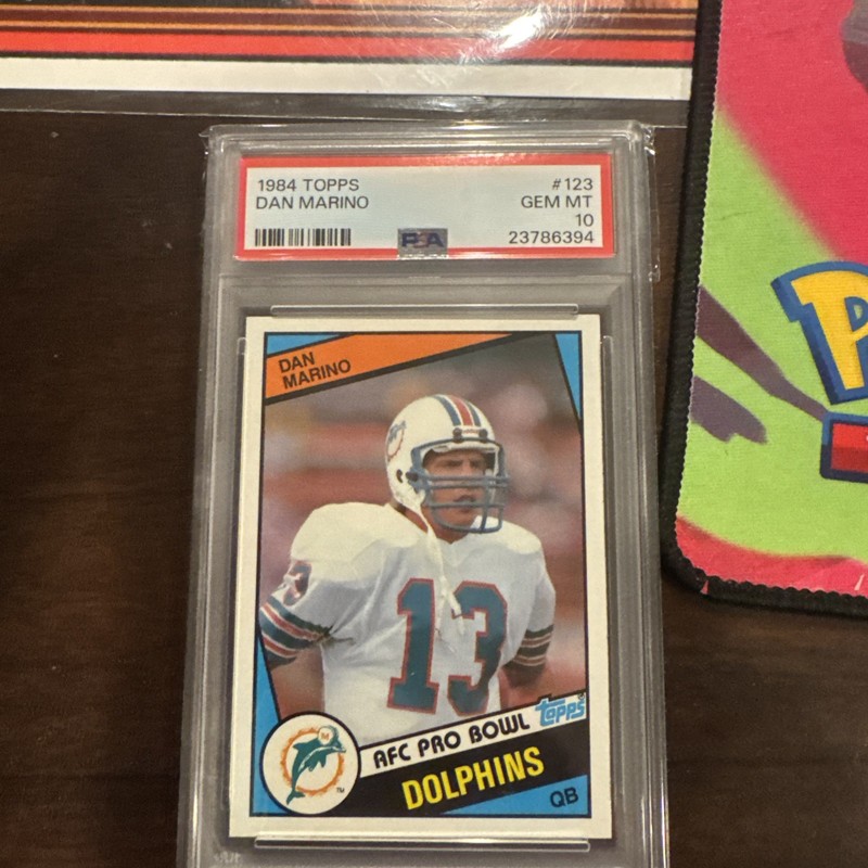1984 Topps Football #123 Dan Marino Miami Dolphins RC Rookie HOF PSA 10 GEM MINT