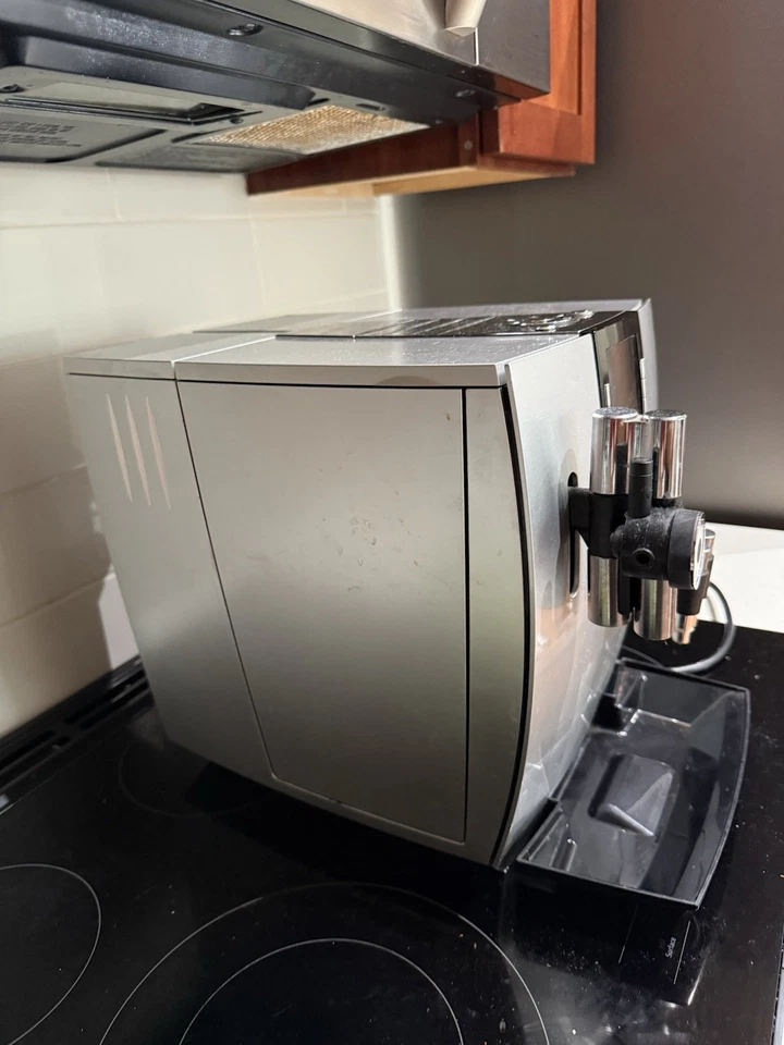 Máquina de café espresso superautomática Capresso Jura Impressa J9 One Touch TFT Foto 2 de 4