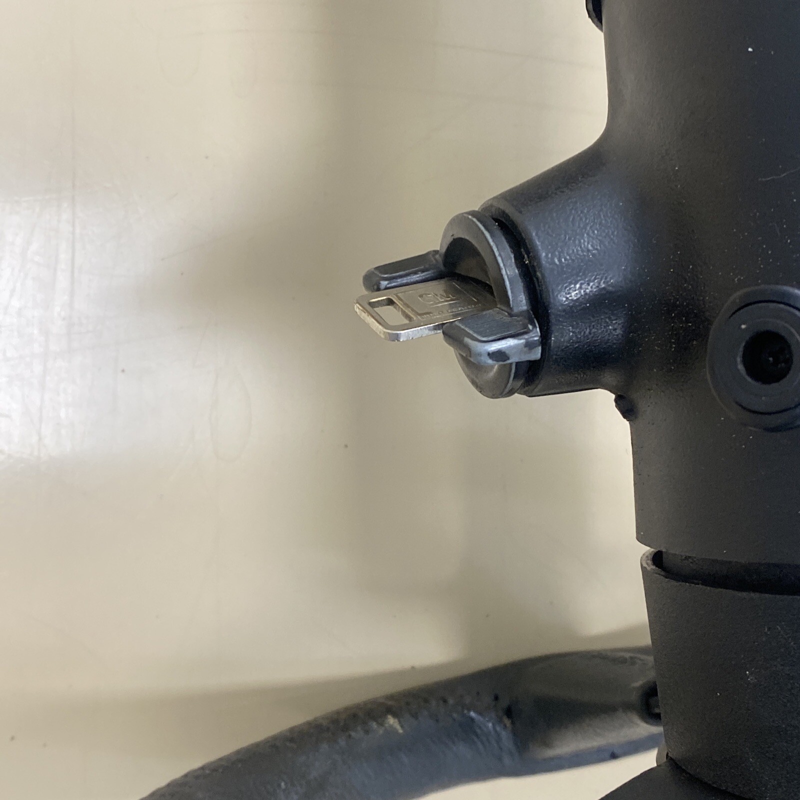 8488 Pontiac Fiero / Tilt Steering column Great Condition! Includes