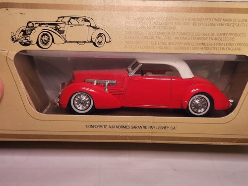 MATCHBOX MODELS OF YESTERYEAR 1:35 SCALE 1937 CORD 812 - RED - Y-18 - BOXED NOS - Picture 5 of 8