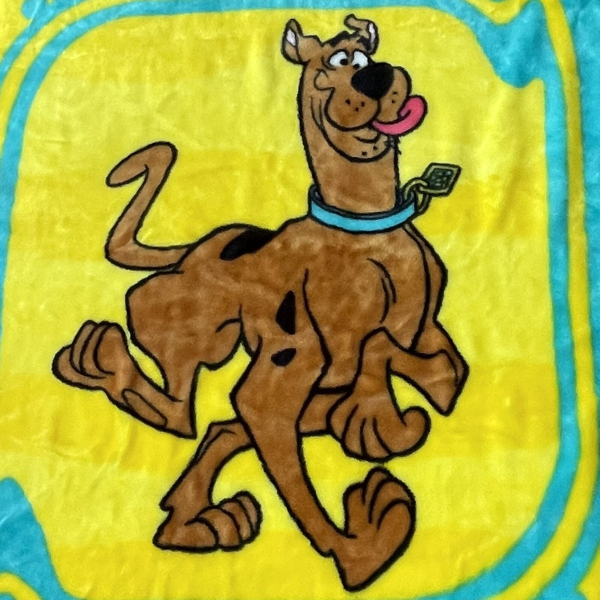 SCOOBY DOO Lux Throw Blanket Thick Plush Vtg 2000 The Cartoon