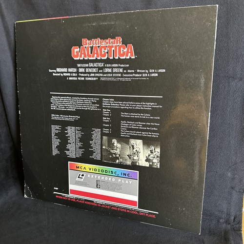 Disque laser LD "Battlestar Galactica" jeu étendu - Richard Hatch - Photo 3/5