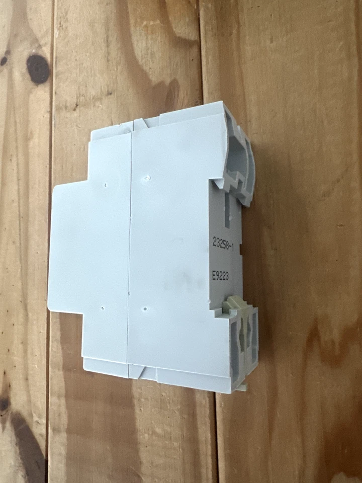 Merlin Gerin 23258 RCD 63 Amp 30mA Double 2 Pole RCCB 63A Multi9 Schneider - Image 2 of 3