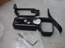 YC Onion L Bracket L Shape Plate For Sony A7III A7RIII A7MIII B08149FVS2