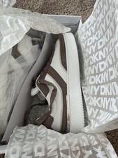 DKNY Bethan Everyday Platform Lace Up Sneakers Women  s Size 9