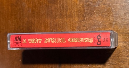 Madonna / Various – A Very Special Christmas. Cassette, Keith Haring - Picture 2 of 5