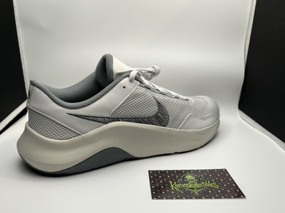 Nike Legend Essential 3 Men s Lace-Up Sneakers Gray DM1120-005 size 9