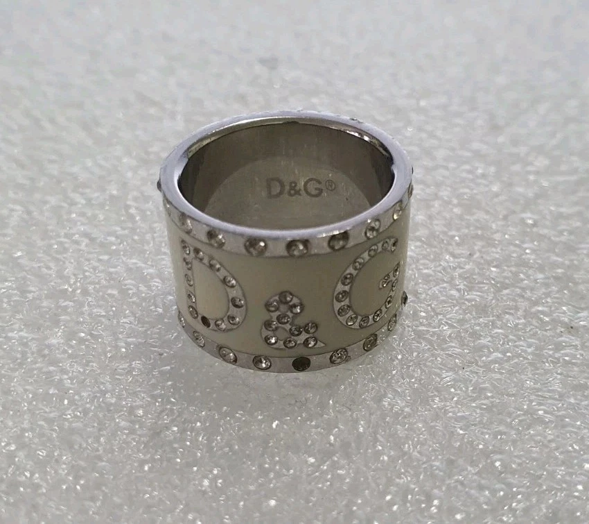 D&G Charms Stainless Steel Unisex / Ladies Ring UK SIZE P No. 16 - Image 2 of 4