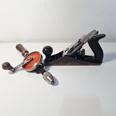 VINTAGE STANLEY BAILEY NO.3 CARPENTERS PLANE G12-003 and hand drill No.803
