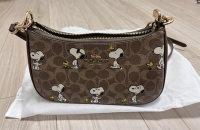 COACH x PEANUTS Teri Shoulder Bag Tan Brown Snoopy Print Signature Canvas CBJ88