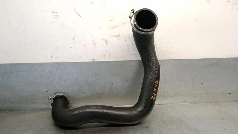 FV416F072AE tubo del intercooler para FORD KUGA II (DM2) 2.0 TDCI 2012 5499839 - Imagen 2 de 4