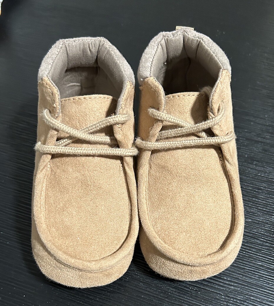 Old Navy Tan Boots Wallabee Baby Size Shoes 12-18 Months NEW