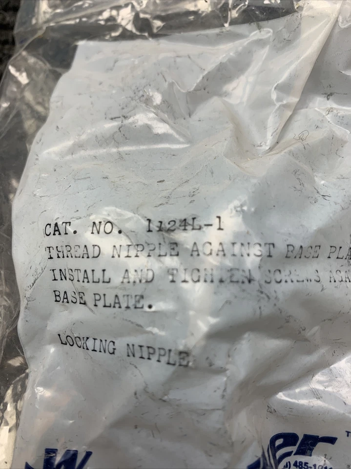 (Paquete de 10) Wiremold Walker 1124L-1 Pezón de bloqueo para pista de rodadura para suelo inferior 1-1/2"  Foto 2 de 4