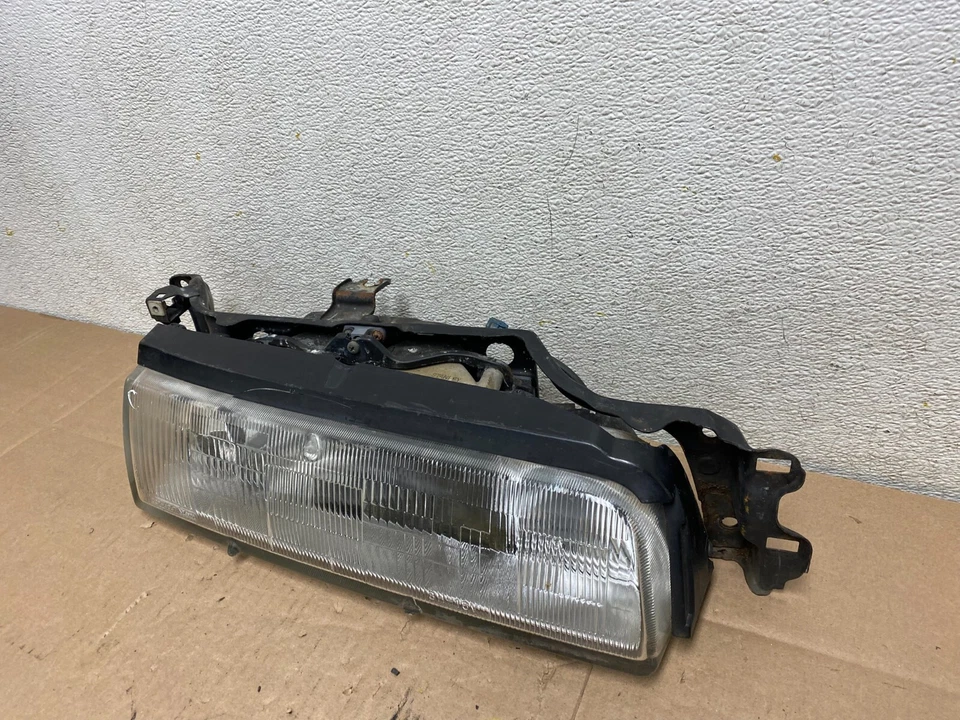 1988 to 1992 Mazda MX-6 Right Passenger RH Headlight i4298 DG1 OEM - Image 2 of 4
