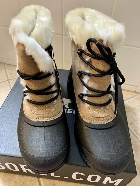 sorel snow angel lace
