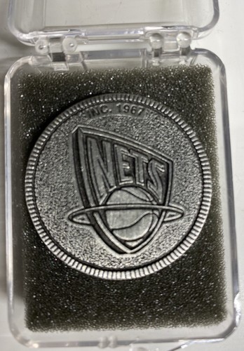 Moneda de equipo de novatos Keith Van Horn de los New Jersey Nets 1997-98 - Imagen 2 de 3