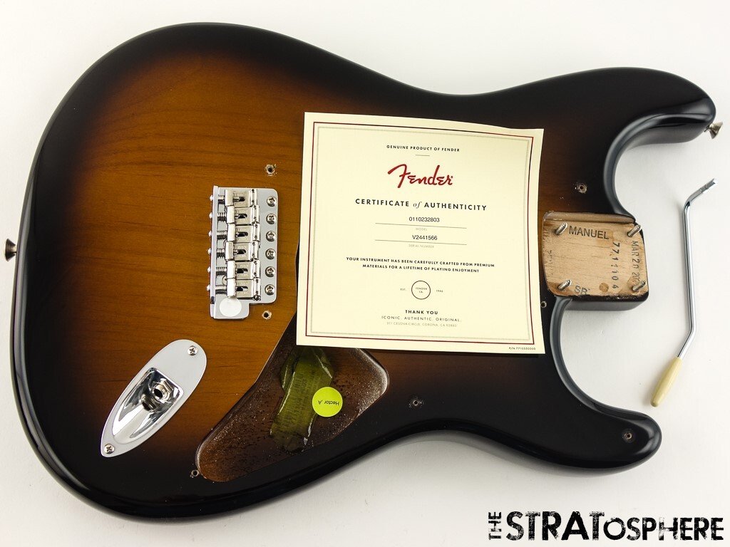 Fender AV II American Vintage 1957 Stratocast BODY HARDWARE Fender AV II American Vintage 1957 Stratocast BODY HARDWARE