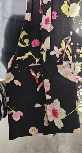 Ladies H&M Black Multi Floral Linen Effect Wrap Dress UK Size 3XL - Picture 8 of 15