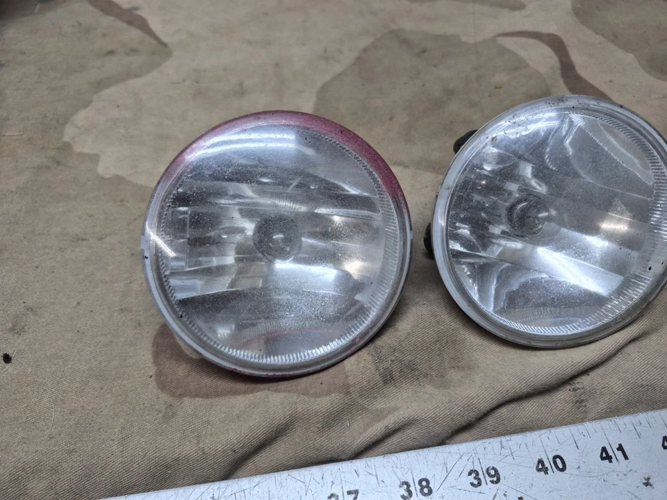 Luz antiniebla GMC Yukon Yukon XL 2007-2014 Chevrolet Suburban Tahoe OEM Foto 3 de 4