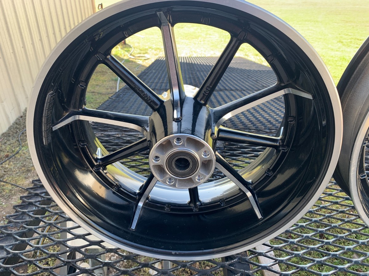 2013-17 Harley-Davidson Softail Breakout Wheels FXSB Front and