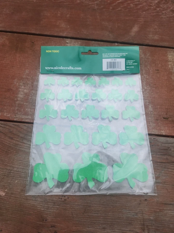 Pegatinas de espuma de trébol vintage 2005 ¡NUEVAS! Día de San Patricio Notre Dame Foto 3 de 4