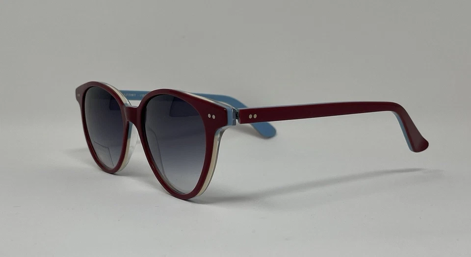 Gafas de sol Lafont NecPlusUltra6012 rojas con espalda azul/blanca, lentes degradadas azules Foto 2 de 3