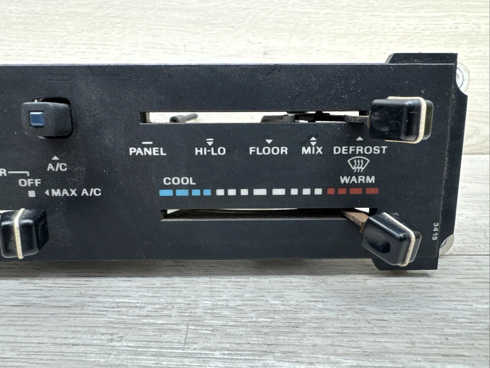 1987 1988 Ford Bronco II A/C Heater Climate Control E7TH-18532-AA OEM - Image 3 of 4