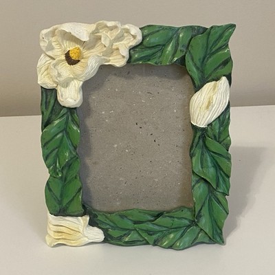 Vintage 1995 CBK Magnolia Flower Floral 3D Picture Frame Holds 3 x4  Photo
