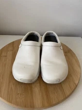 Merrell Super Grip White Nursing Shoes Clogs 7